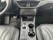 Ford Focus Wagon 1.5 EcoBoost Vignale | Parkeercamera | Adaptieve Cruise Control | Leder | Stoel- en stuurverwarming