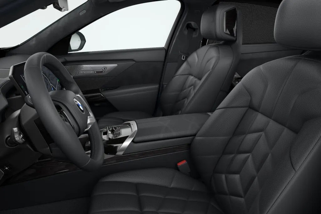BMW i7 xDrive60 118.1 kWh