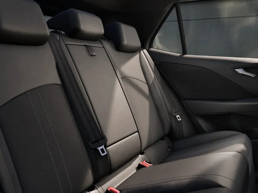 Volkswagen ID.3 (1) GP2 Life 50 kWh accu 170 PK Elektr. aandrijving · Comfort Pakket · Steunhaak voor fietsendrager, afneembaar · Zijruiten achter en achterruit getint ·