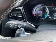Kia e-Niro DynamicLine 64 kWh | Climate control | Navigatie | 17 inch LM-velgen | Keyless | AppleCarPlay-Android Auto | Parkeercamera | SOH 99.3% |