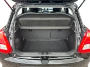 Suzuki Swift 1.2 Select Smart Hybrid | SPORT UITLAAT | SIDE SKIRTS | SPOILER | 17' VELG |