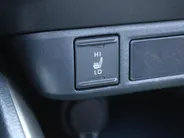 Mazda 2 Hybrid 1.5 Select | Trekhaak | Stuur-/stoelverwarming | Camera | HUD | Telefoonlader | Dodehoek detectie | Cruise adapt. | Clima | 16' LM |