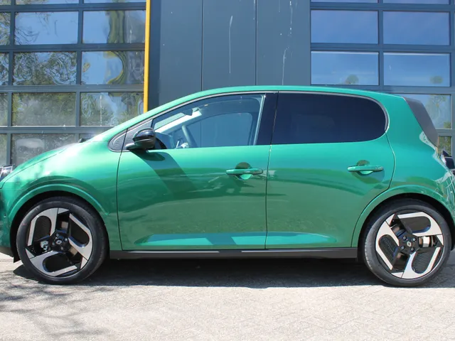 Renault Twingo urban range techno 27.5 kWh NIEUW MODEL TWINGO NU IN DE SHOWROOM! | DEMONSTRATIE AUTO, VRAAG NAAR BESCHIKBAARHEID |