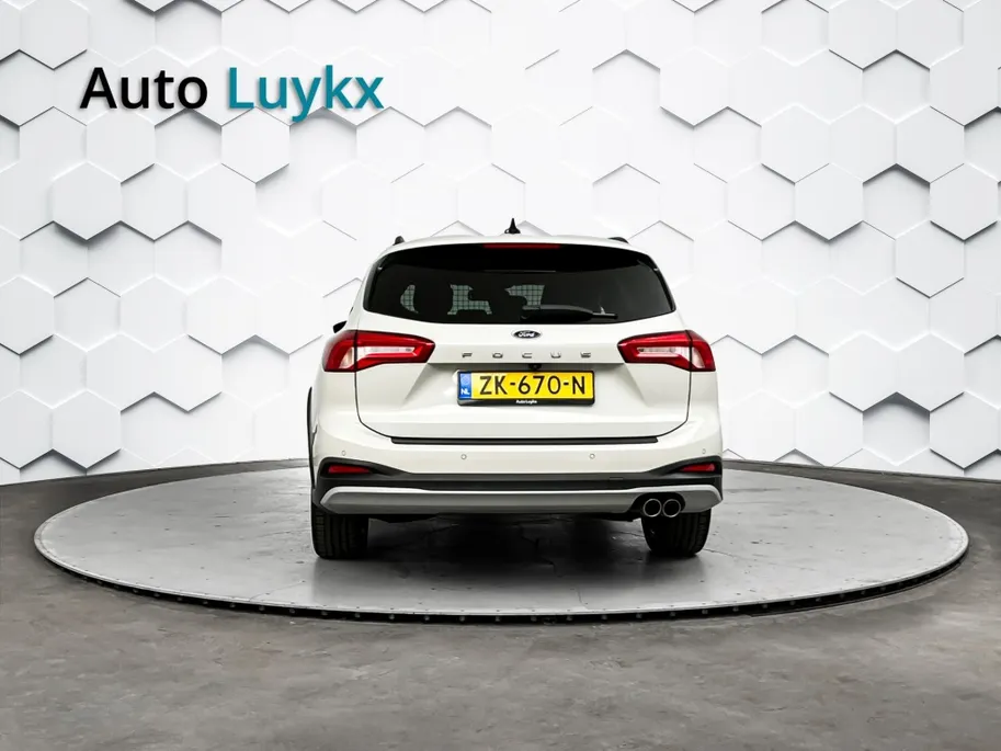 Ford Focus Wagon 1.5 EcoBoost Active Business Automaat | Panoramadak | 18'' L.M. Velgen | Elektrische Achterklep