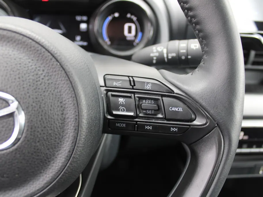 Mazda 2 Hybrid 1.5 Agile | Comfort pakket | 15' LM | Stuur/-stoelverwarming | Carplay | Cruise adapt. |