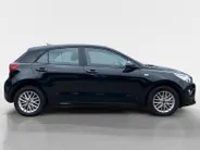 Kia Rio 1.0 T-GDi MHEV DynamicLine | Airco | AppleCarPlay Android Auto | 16 inch LM velgen | Parkeercamera | Cruise control | Lineassist |