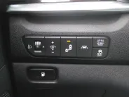Kia Niro 1.6 GDi Hybrid DynamicPlusLine | Stuur-/stoelverwarming | Camera | Leer | Navi | Clima | Cruise adapt. | LED | Keyless | 16' LM |