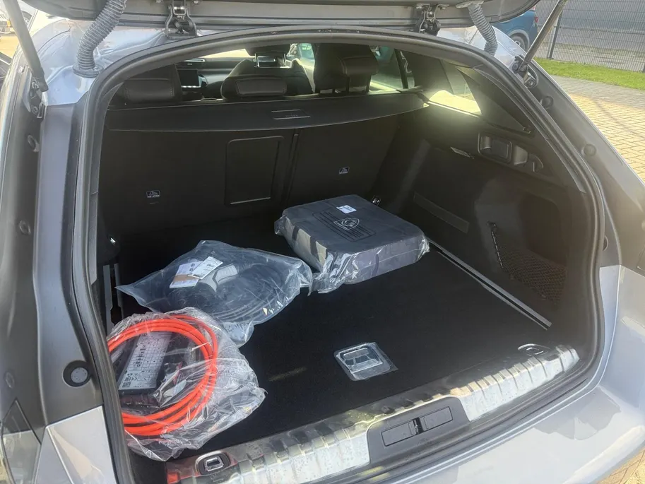 Peugeot 508 SW 1.6 HYbrid 225 GT | 71KM!! | Automaat | Camera | Dodehoek Detectie | Apple Carplay/Android Auto | Climate Control | Adaptief Cruise Control |