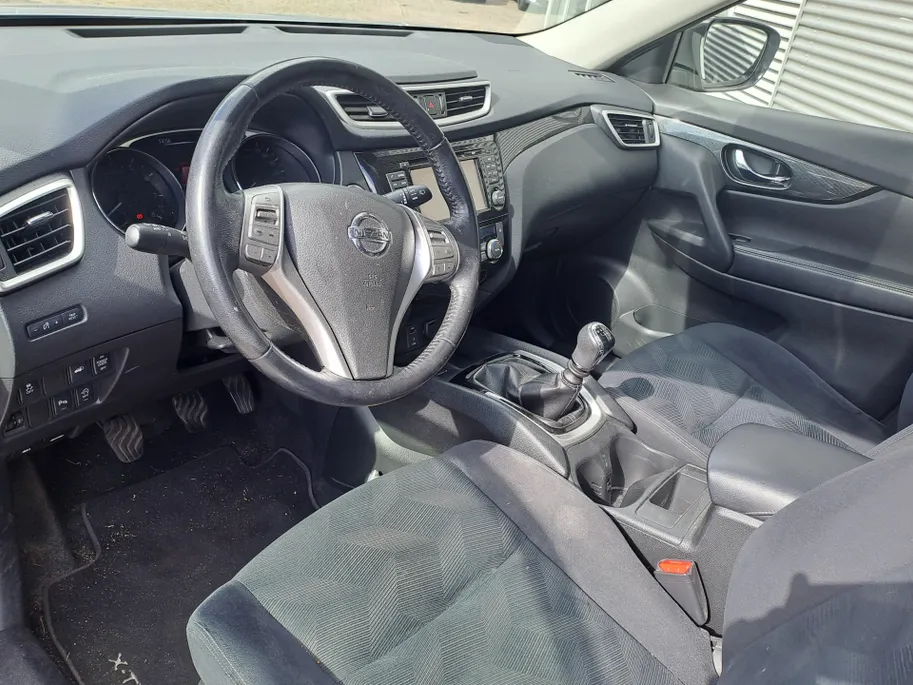 Nissan X-Trail 1.6 DIG-T N-Connecta 7p. | 7 Persoons | Trekhaak | Pano Dak | Camera | Navi | Cruise | Lichtmetalen velgen 19'