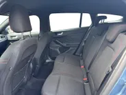 Ford Focus Wagon 1.0 EcoBoost Hybrid ST Line | Winterpack | Apple Carplay/Android Auto | Parkeersensoren | Cruise Control | Climate Control |