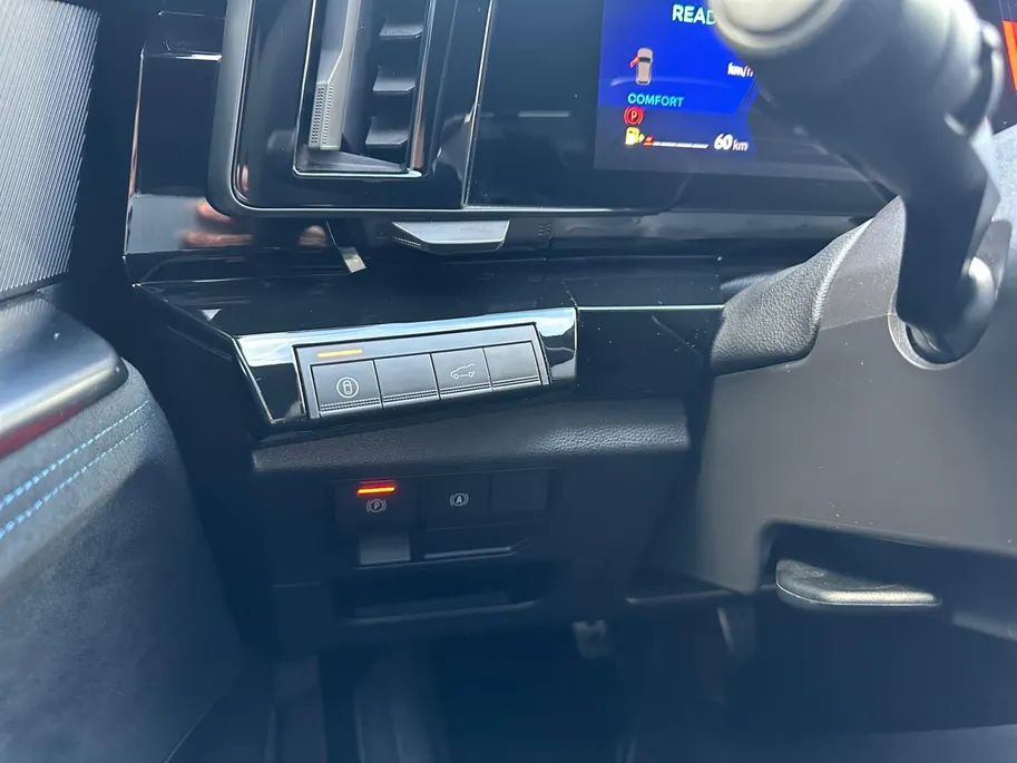 Renault Austral 1.2 E-Tech full hybrid 200 esprit Alpine | Automaat | Automatische Achterklep | Cruise & Climate Control | Stoel & Stuurverwarming | Apple Carplay & Android Auto | Camera | 12 Maanden BOVAG Garantie