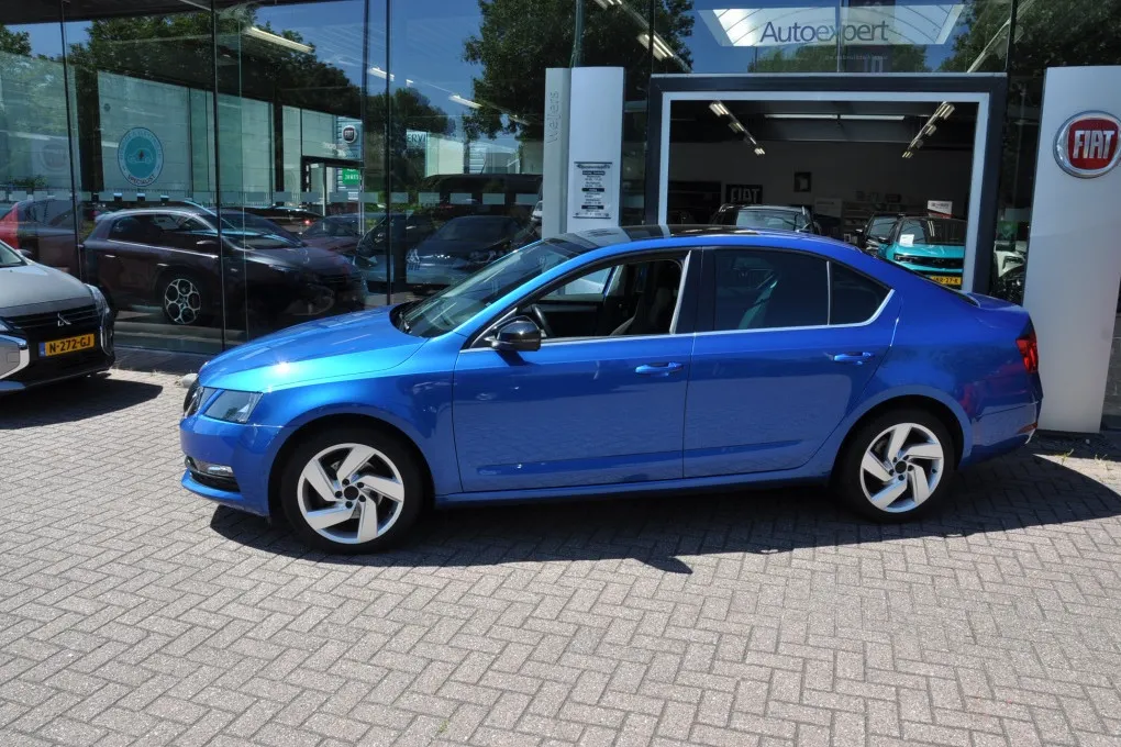 Škoda Octavia 1.0 TSI Grt Amb. Bns Hatchb. Apple/Android.
