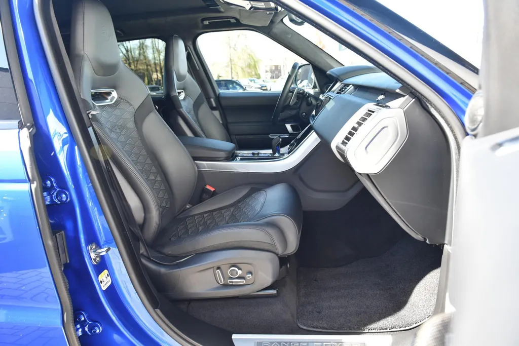 Land Rover Range Rover Sport SVR