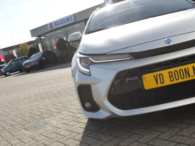 Suzuki Swace 1.8 Hybrid Style | Carplay/Android Auto | Adap Cruise | Camera | Clima | Lm-Velgen