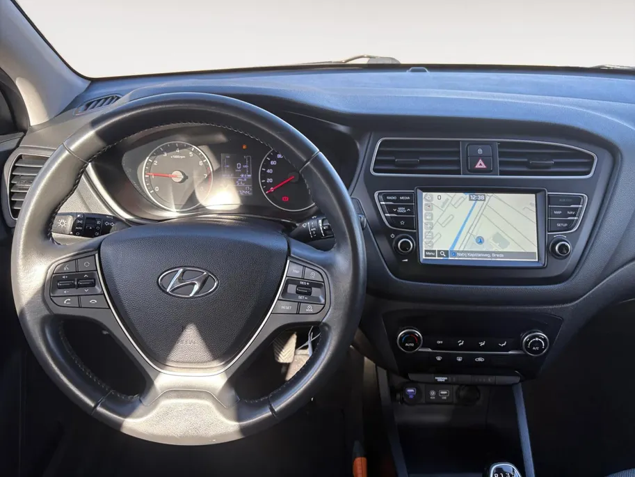 Hyundai i20 1.0 T-GDI Comfort | Climate control | Navi | Camera