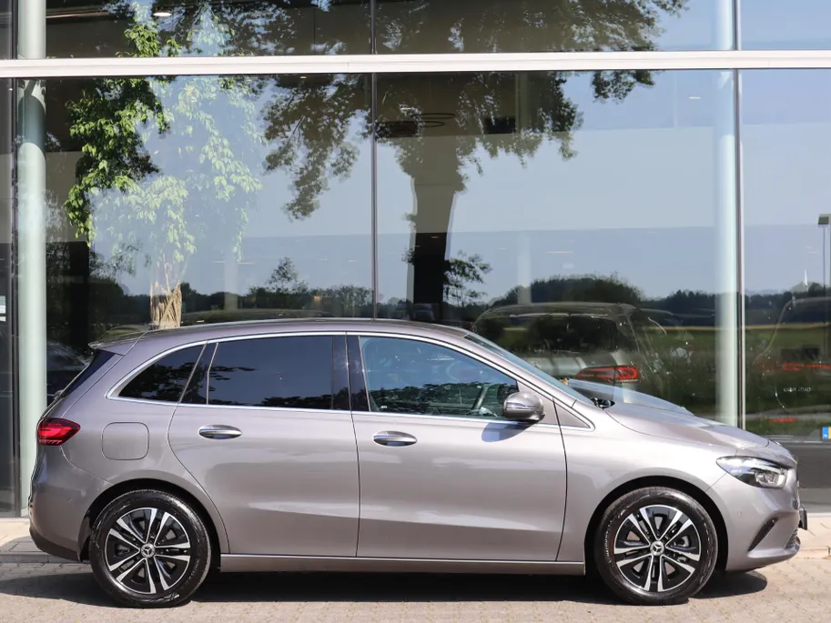 Mercedes-Benz B-Klasse 250 e Star Edition l Keyless l Achteruitrij camera l Stoelverwarming