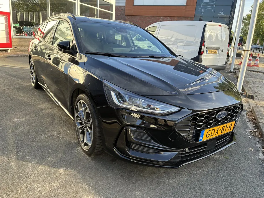 Ford Focus Wagon 1.0 EcoBoost Hybrid ST Line X AUTOMAAT & winterpakket