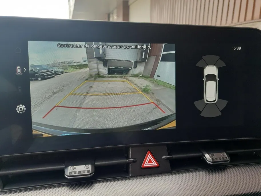 Kia Sportage 1.6T MHEV GT-Line | Stoel en stuurverwarming | Panorama schuifdak | Camera | Elektrisch bedienbare voorstoelen | Apple Carplay / Android Auto | Elektrische achterklep |
