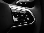 Volkswagen ID.7 Pro Limited Edition 77 kWh accu 286 pk · Achteruitrijcamera · Draadloze telefoonverbinding · LEDER INTERIEUR -