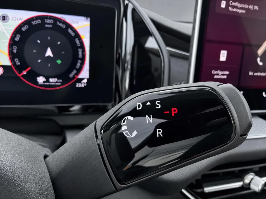 Škoda Kodiaq 1.5 TSI PHEV Sportline Business | Comfort Pakket | 20 inch velgen Rila, zwart | Parkeer Pakket | Trekhaak wegklapbaar | panoramisch schuif-/kanteldak |