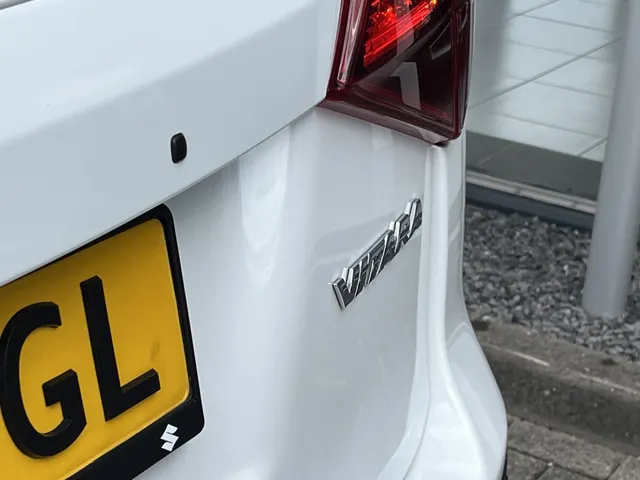 Suzuki Vitara 1.4 Boosterjet Stijl | Trekhaak | All Seasons