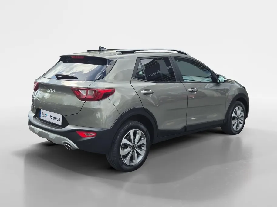 Kia Stonic 1.0 T-GDi MHEV DynamicPlusLine | Afneembare Trekhaak | Cruise Control | Climate Control | Navigatie | Camera | LM Velgen |
