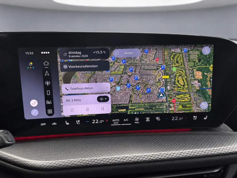 Audi Q5 Sportback e-hybrid quattro S edition Competition 367 PK · Glazen panoramadak · Head-up display · B&O premium 3D