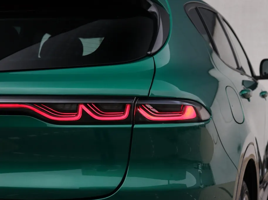 Alfa Romeo Tonale 1.3T PHEV 280 PK Edizione Speciale | Winter | Carplay | Camera | 20′