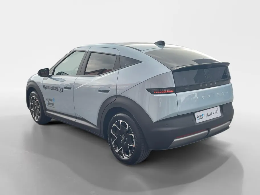 Hyundai IONIQ 3 Vision 61 kWh | NIEUW MODEL | | Demo auto | Warmtepomp | Navigatie | Stuur-/ Stoelverwarming | Apple Carplay/ Android Auto |