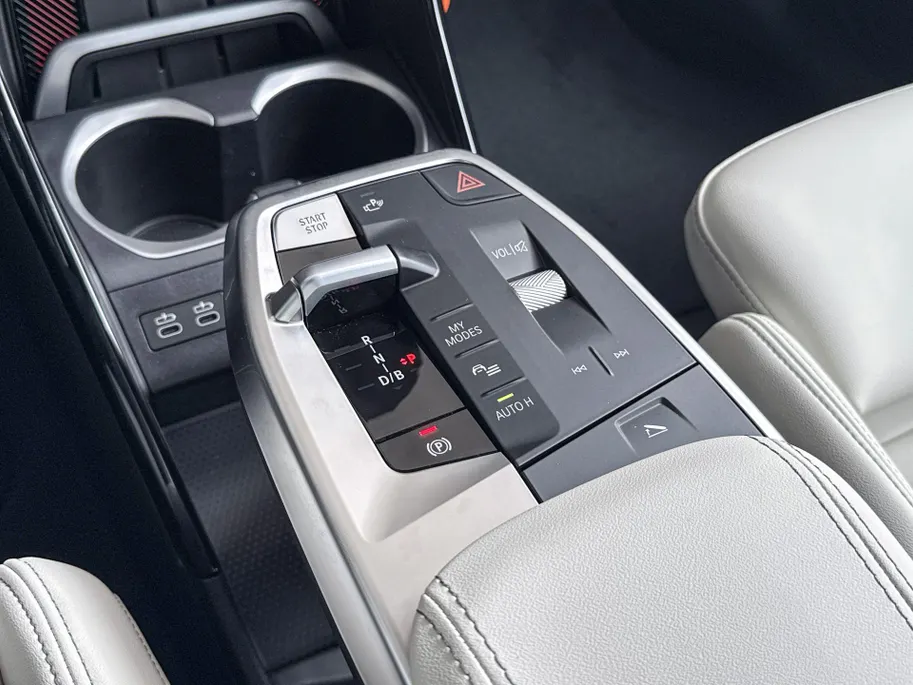 BMW iX1 eDrive20 67 kWh M Sport Edition