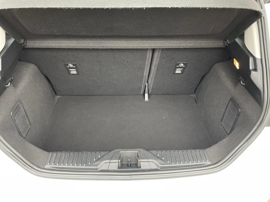Ford Fiesta 1.0 EcoBoost Titanium | 1e Eigenaar | NL-Auto | Apple Carplay / Android Auto | Climate Control | parkeersensoren | Cruise Control | Lichtmetalen velgen