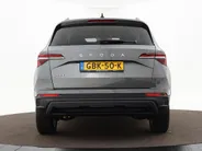 Škoda Karoq 1.5 TSI ACT 150pk DSG Business Edition · Camera · Inklap. Trekhaak · Keyless · Stuur- & Stoelverwarming · Apple/Android Car Play · ACC · Garantie t/m 02-07-2028 of 100.000km