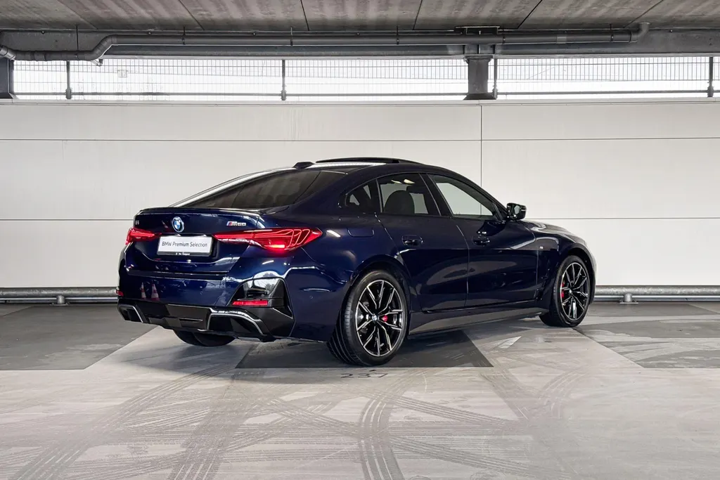 BMW i4 M60 84 kWh