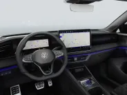 Volkswagen Tiguan R-Line Edition 1.5 eHybrid 272 PK 6 versn. DSG · Black Style Pakket · Interieur Style Pakket · Panoramaschuif-kanteldak · Trekhaak inklapbaar, met elektrische ontgrendeling, incl. aanhangermanoeuvreerhulp Trailer Assist · Prijs is inclusief inruilpremie ·