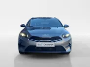 Kia Ceed Sportswagon 1.0T DynamicPlusLine DEMO | Direct beschikbaar | Stoel en stuurverwarming | Dodehoekdetectie | Getinte ramen achter | Elektrische achterklep | Keyless met startknop | Parkeersensoren voor en achter |