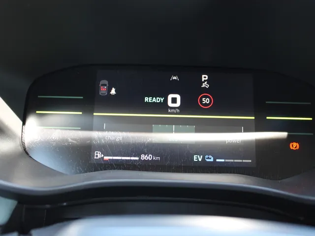 Dacia Jogger 1.8 hybrid 155 limited edition 7p. | Navigatie | Climat | Sensoren en camera | Lm velgen  | DEMONSTRATIE AUTO, VRAAG NAAR BESCHIKBAARHEID |