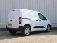 Toyota ProAce CITY 1.2 Turbo L1 Comfort | Clima | Cruise | 3-zits | Benzine! Mag alle milieu zones in! |