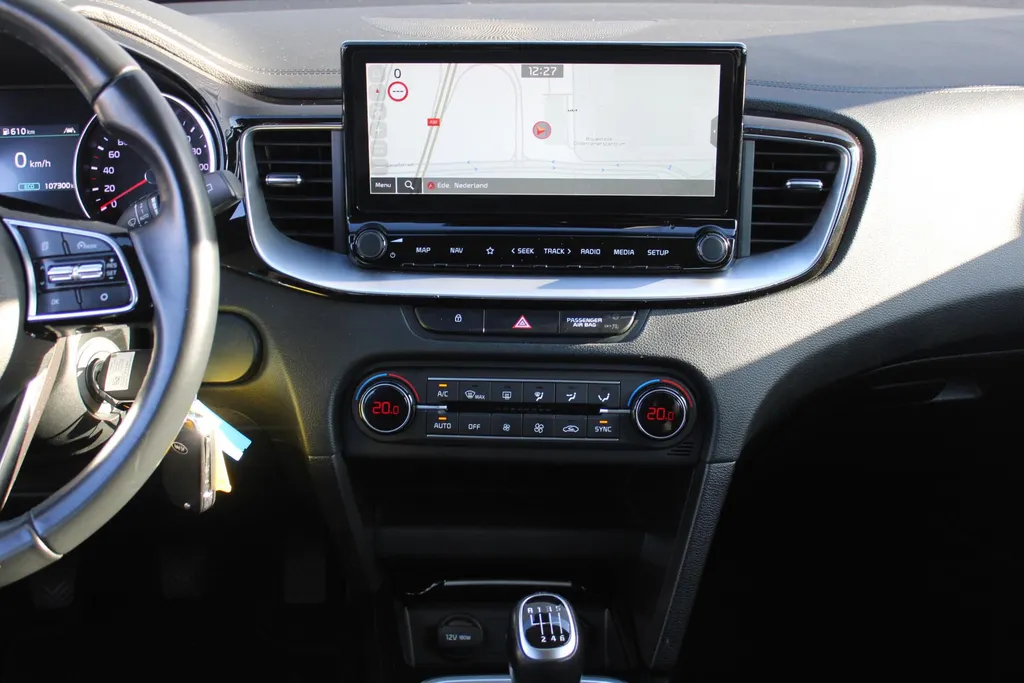 Kia XCeed 1.5 T-GDI MHEV DynamicLine | Airco | Navi | Cruise | Camera | 18' LM |