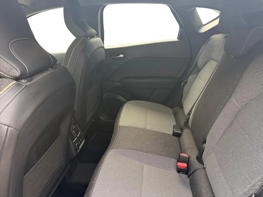 Renault Captur 1.6 E-Tech full hybrid 145 techno | Automaat | Navigatie | Trekhaak | Camera & Dashcam | Apple Carplay & Android Auto | Cruise & Climate Control | 12 Maanden BOVAG Garantie