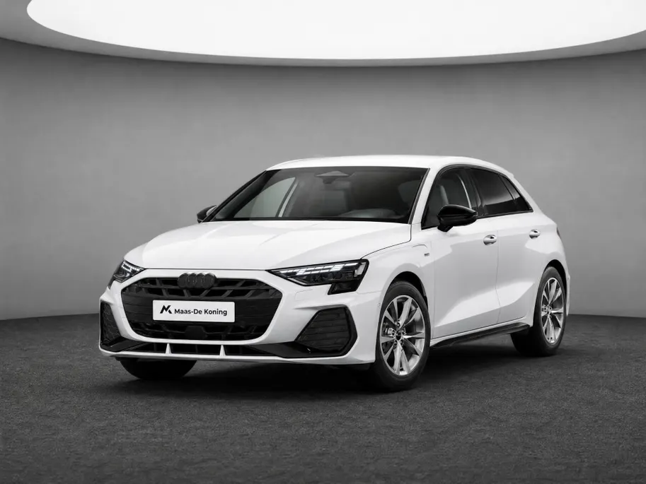 Audi A3 Sportback 40 TFSI e S edition 204 PK · Comfortpakket plus · Assistentiepakket rijden en parkeren plus · Optiekpakket zwart plus · MEGA Sale