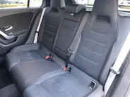 Mercedes-Benz A-Klasse 250 e Star Edition AMG Line Plus l Trekhaak l Panoramadak l Memory