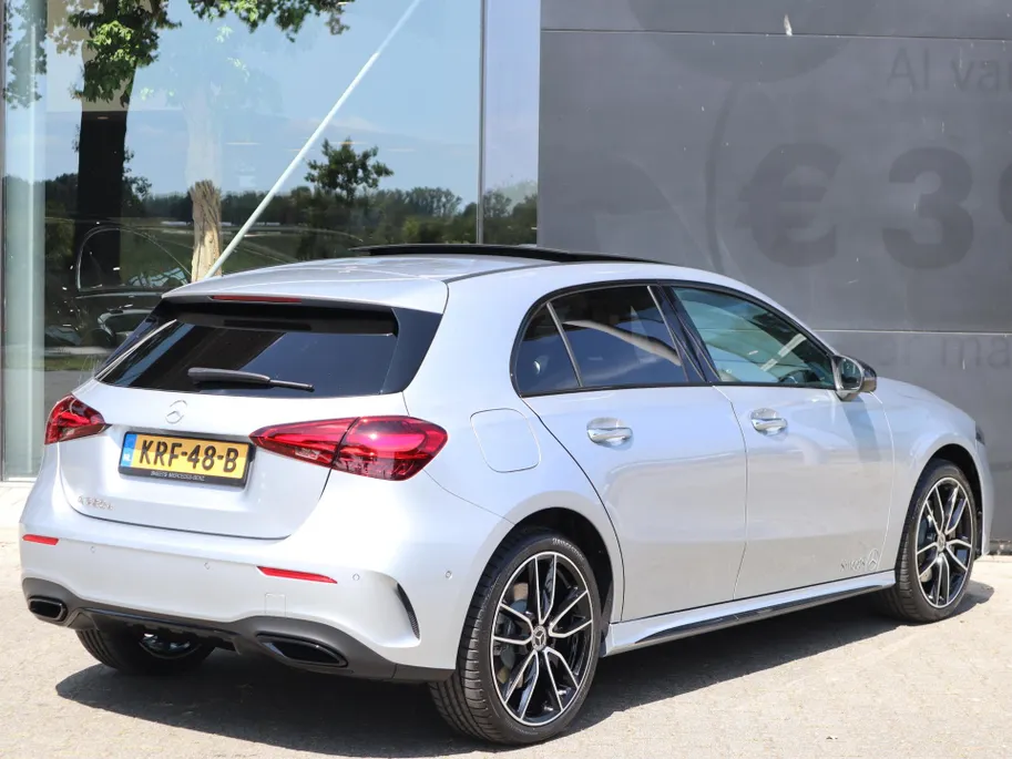 Mercedes-Benz A-Klasse 250 e Star Edition AMG Line Plus l Trekhaak l Panoramadak l Memory