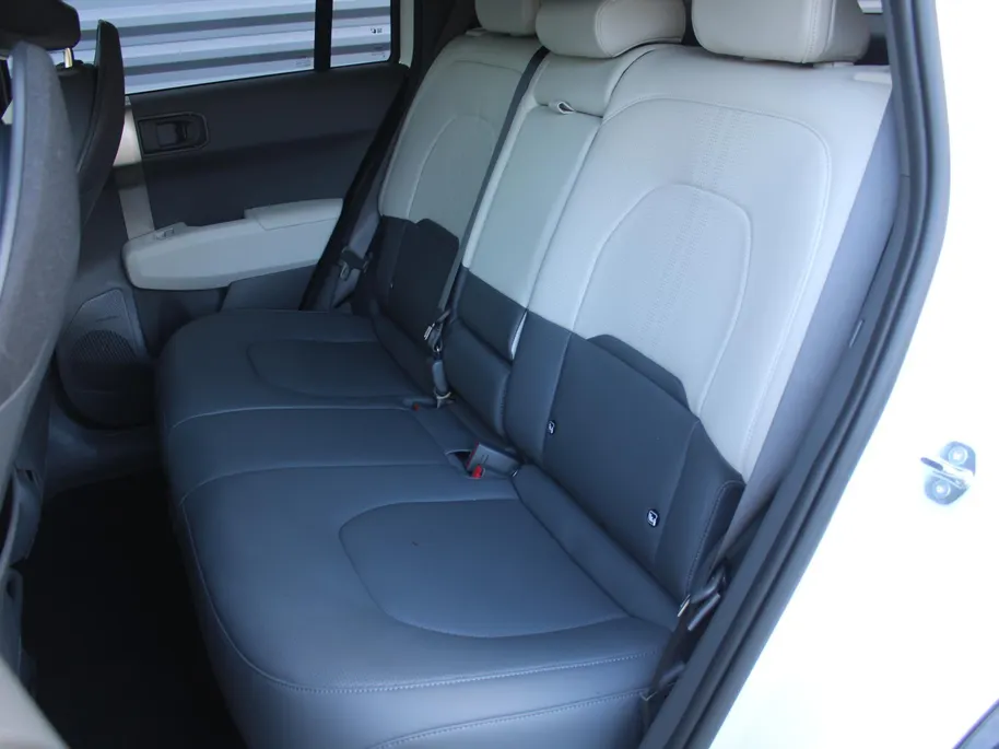Kia EV3 GT-Line 81.4 kWh | Stuur-/stoelverwarming | Schuifdak | Camera | Dodehoek detectie | Elek. stoelverstelling | 19' LM | LED | Telefoonlader |