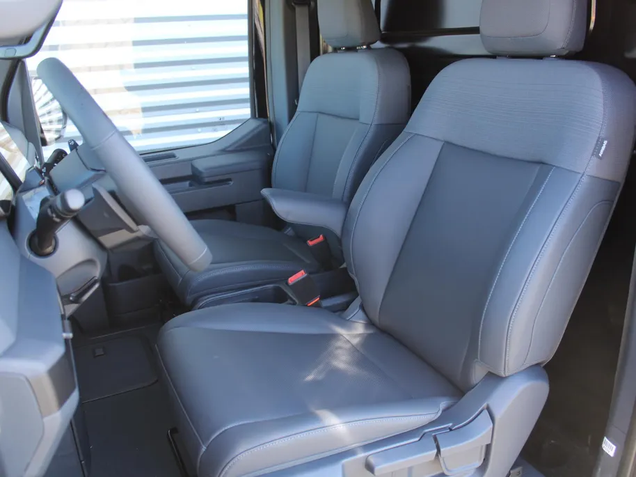 Kia PV5 L2H1 Elite Executive 71.2 kWh | Schuifdeur L+R | Warmtepomp | Actieradius tot 416 km (WLTP) | Tijdelijk tot € 2.500 (inruil)voordeel bij aanschaf of 2,99% financiering |
