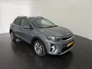 Kia Stonic 1.0 T-GDi 120pk DCT7 DynamicPlusLine | All-Seasonbanden | Apple Carplay/Android Auto