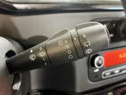Renault Twingo 70PK SCe Collection | Elektrisch Vouwdak | 1e Eigenaar | Bluetooth Audio & Telefoon | Snelheidsbegrenzer | Leder Stuurwiel | LED Dagrijverlichting | USB | Centrale Deurvergrendeling | Elektrische Ramen & Spiegels |