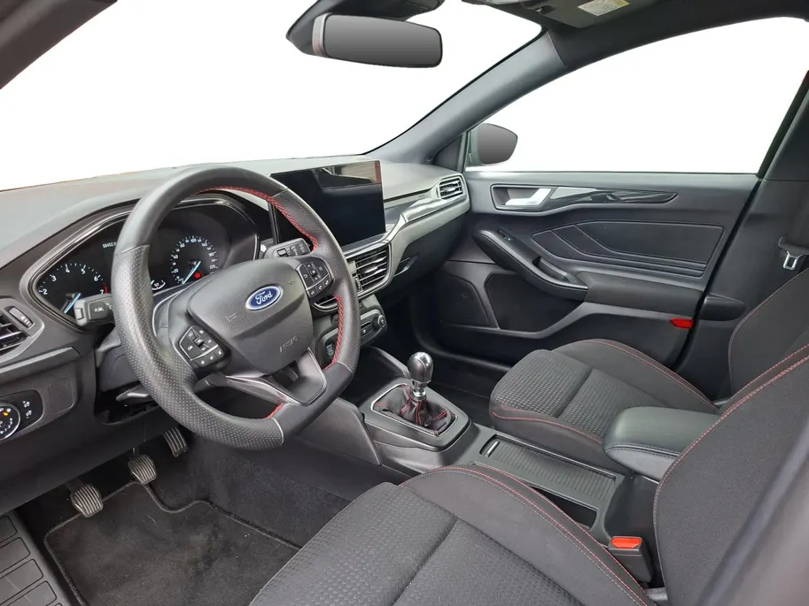 Ford Focus Wagon 1.0 EcoBoost Hybrid ST Line | NL-Auto | Dealeronderhouden | Winter Pack | Climate Control | Parkeersensoren | 17' Lichtmetaal | Apple Carplay&Android Auto | Led Koplampen |