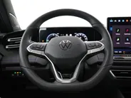 Volkswagen Tiguan 1.5 eHybrid 272pk DSG R-Line Edition · Panoramadak · 360 Camera · Harman Kardon Audio · Inklap. Trekhaak · Matrix LED · Head-Up Display · Keyless · Garantie t/m 19-11-2030 of 100.000km