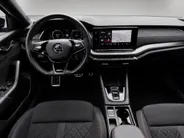 Škoda Octavia Combi 1.4 TSI 245pk DSG RS iV PHEV Business · Trekhaak wegklapbaar · Camera  · Navigatie · Stoel-& Stuur- en achterbankverwarming · 18'' Inch ·
