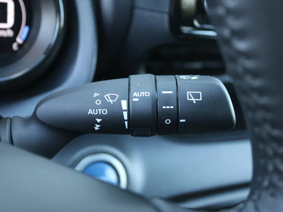 Mazda 2 Hybrid 1.5 Agile | Comfort Pakket | Airco | Apple carplay / Android auto | 15' LM |